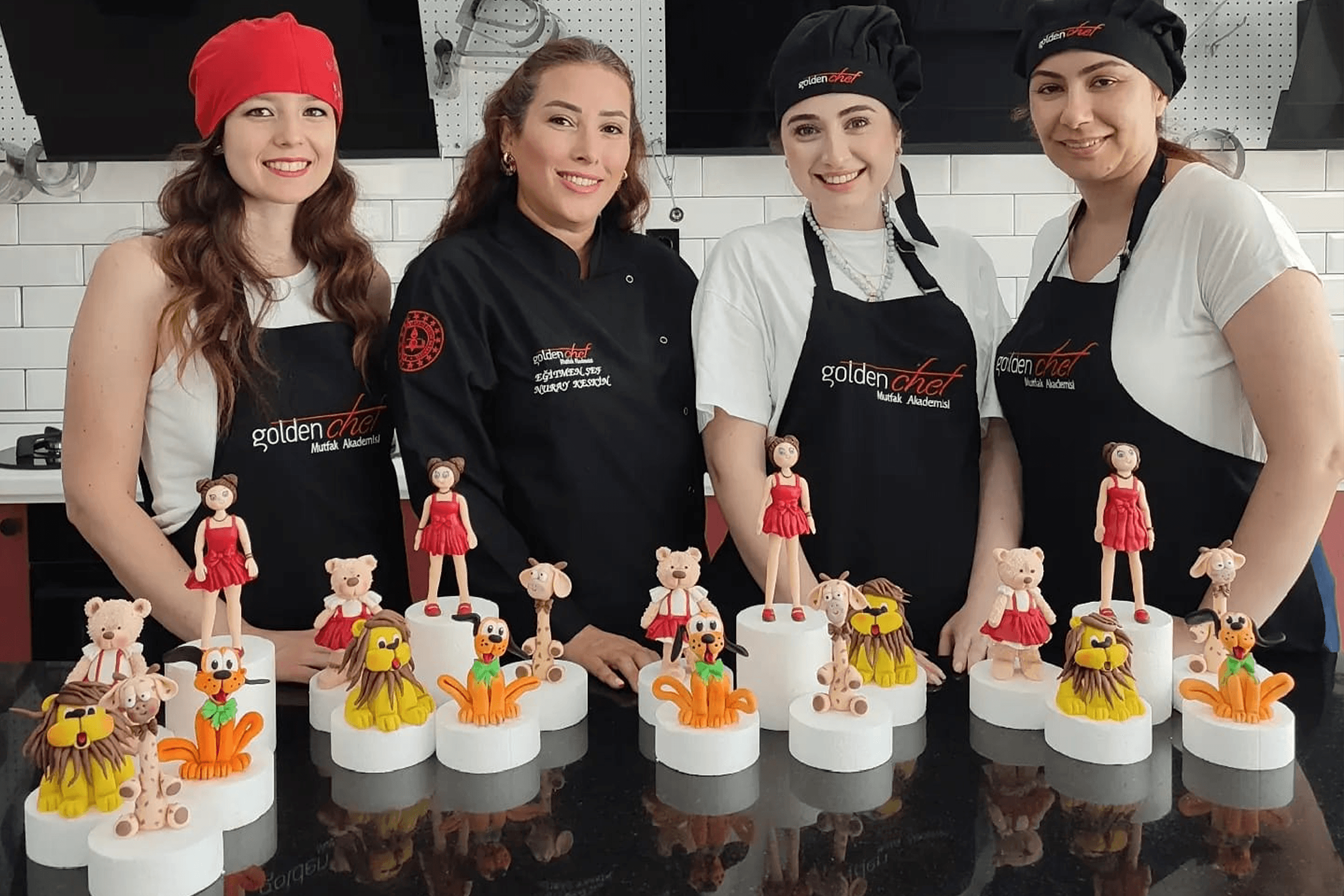 Nuray keskin kaya ve golden chef mutfak akademisi öğrencileri